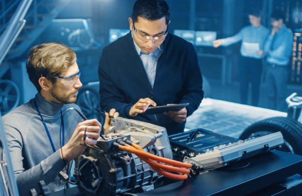 Exploring the Pros and Cons Sides of Being a Robotics Engineer