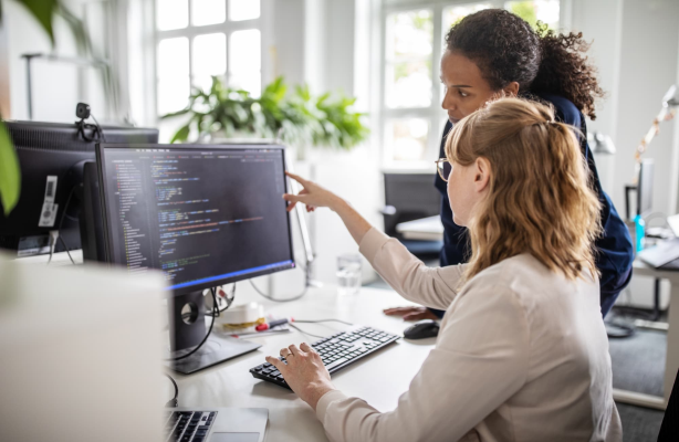 The Benefits of Learning to Code for Women and Minorities